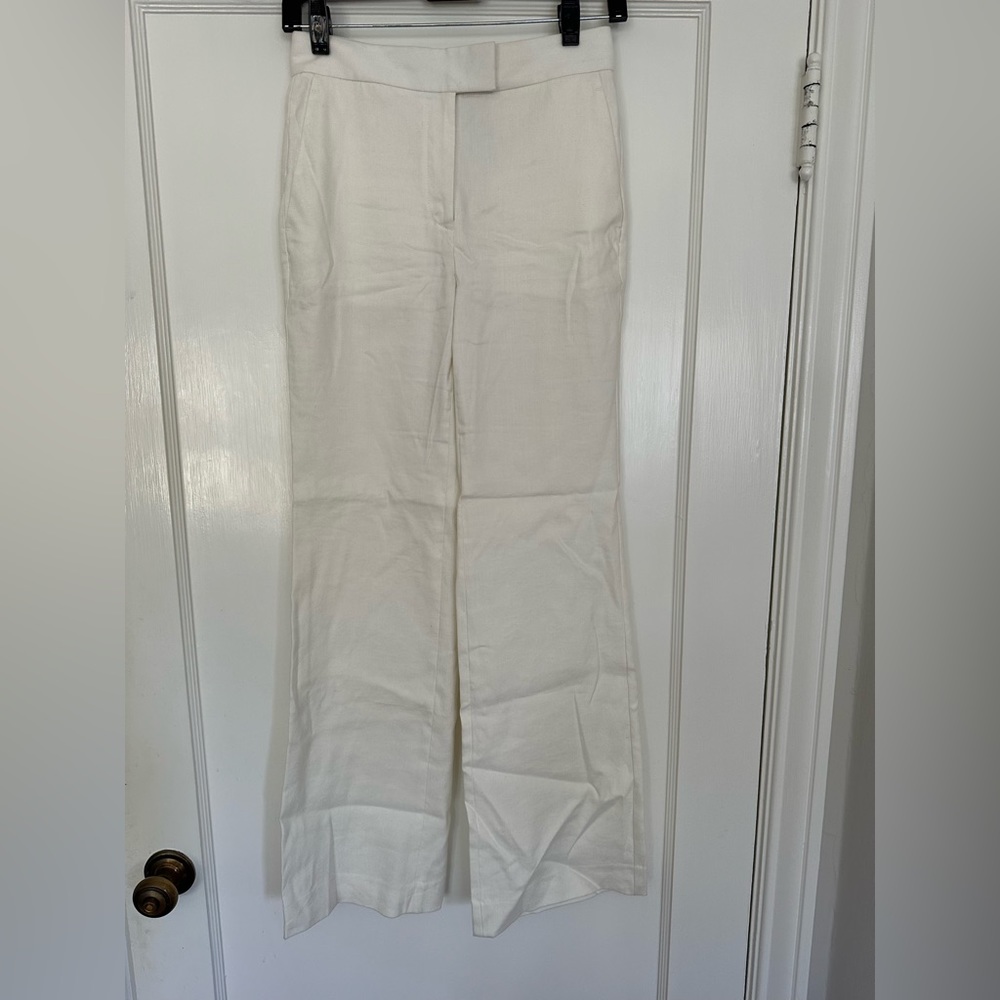 Ann Taylor white pant, Size 00P